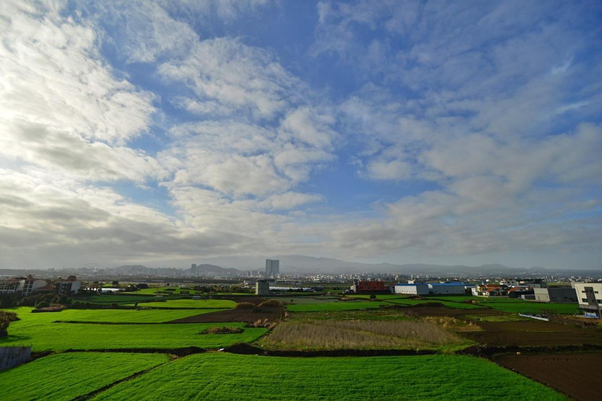 The Four Hills Jeju Hotel Kültér fotó